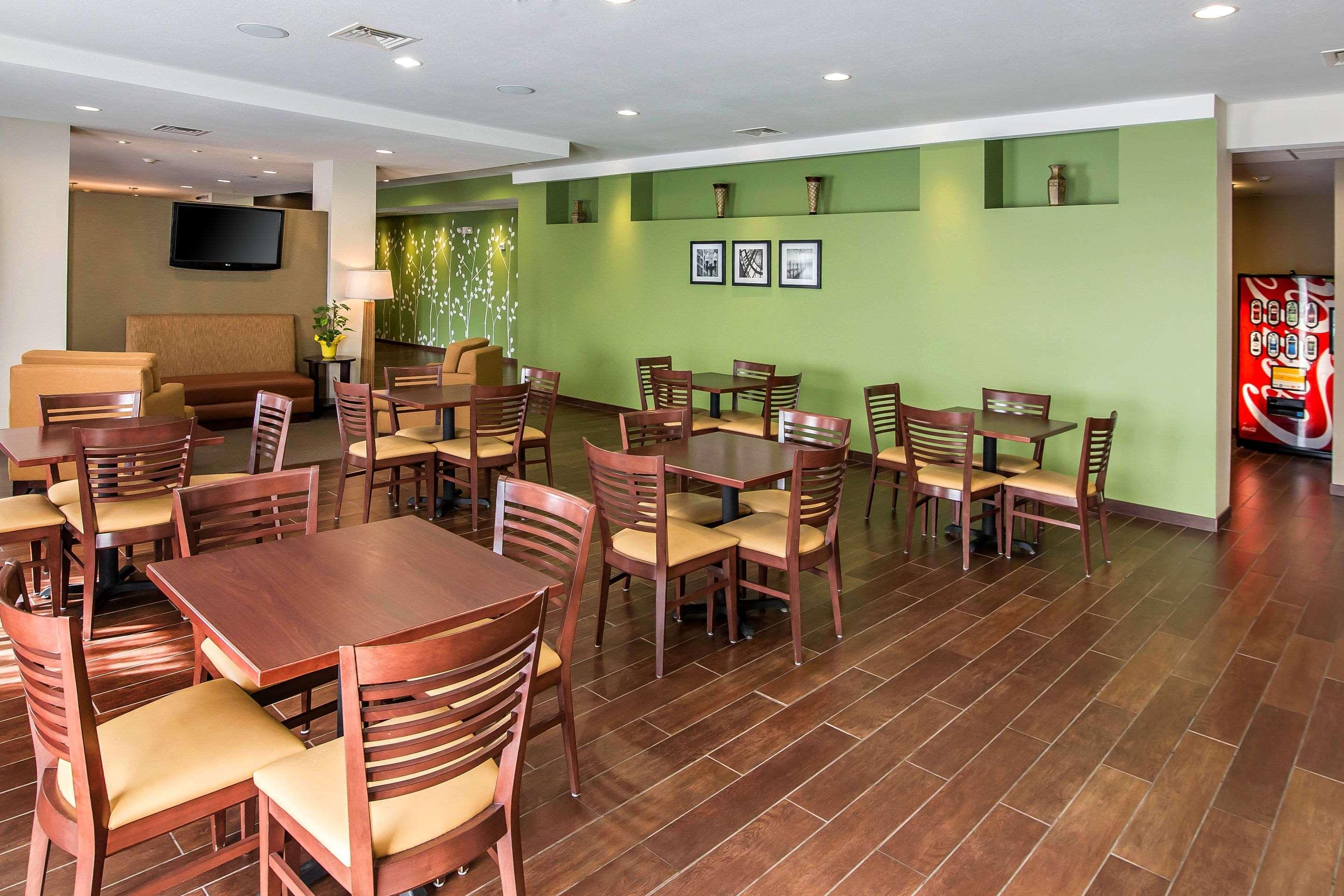 Sleep Inn&Suites Haysville Extérieur photo